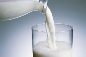 全国生鲜乳价格连涨14个月的原因分析